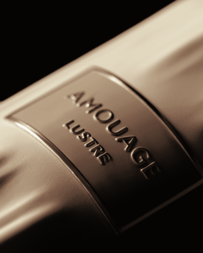 AMOUAGE 時光留韻系列「絢 Lustre」香水展示圖