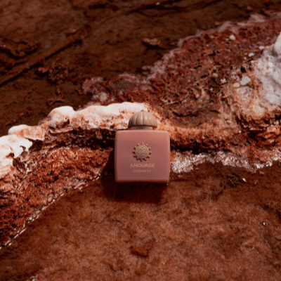 AMOUAGE 秘藏神諭 淡香精，吸引型開運香氣融合花香與木質調展現溫柔氣場