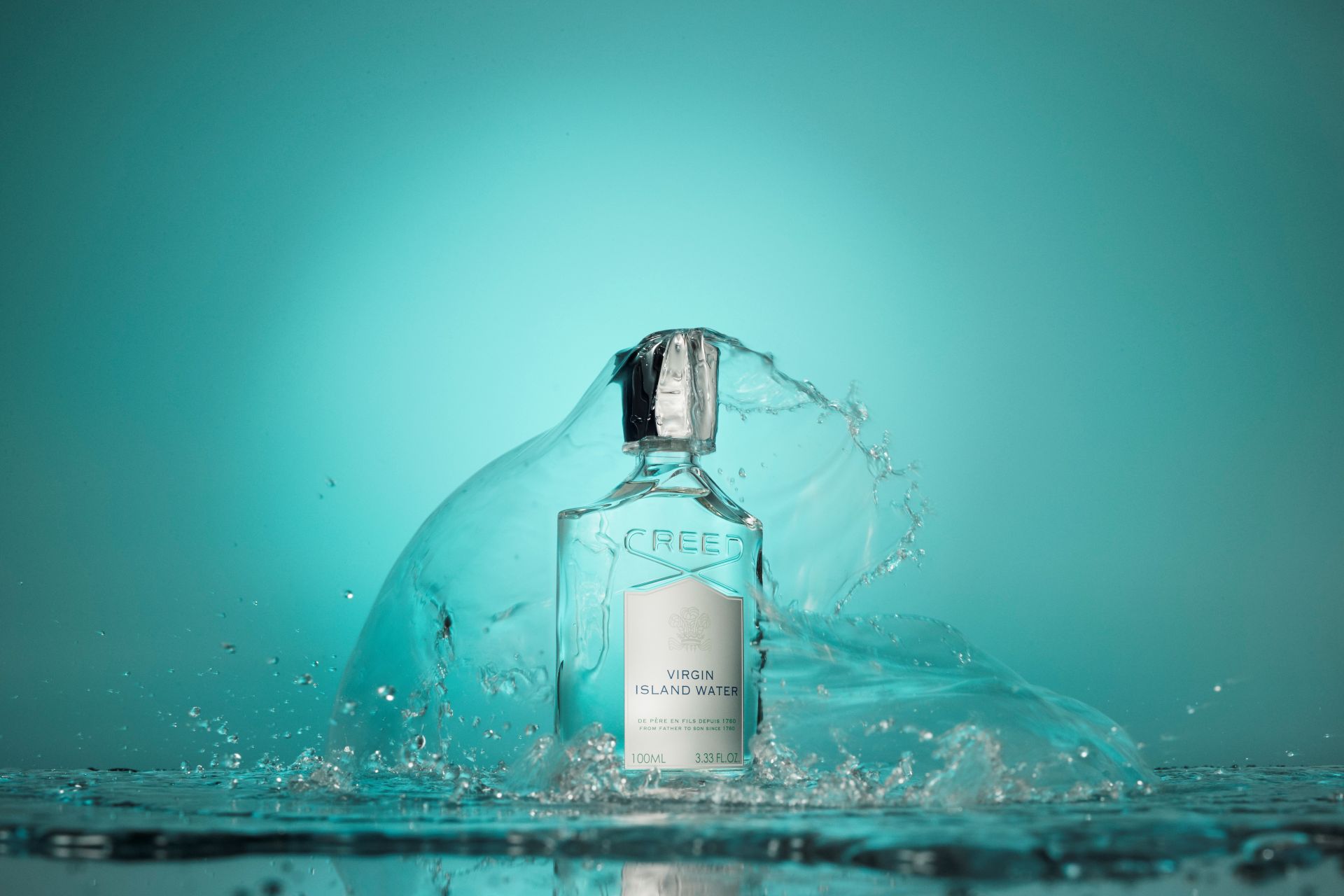CREED Virgin Island Water 維京之泉夏日香氛形象，以加勒比海島為靈感展現清新熱帶度假氛圍